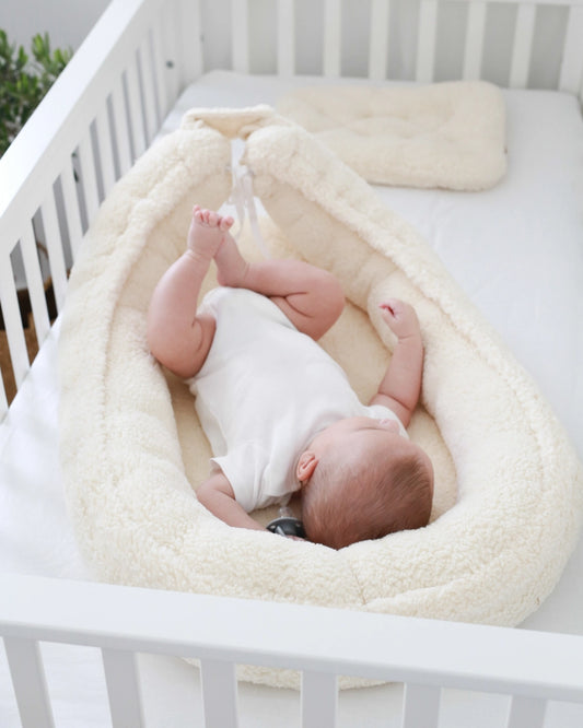 Teddy babynest - creme - Beställningsvara!